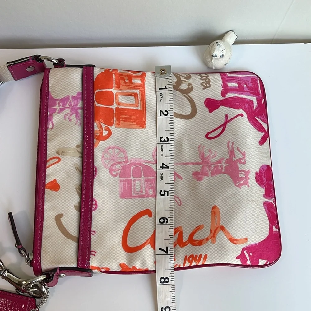 COACH Crossbody - Picture 15 of 15